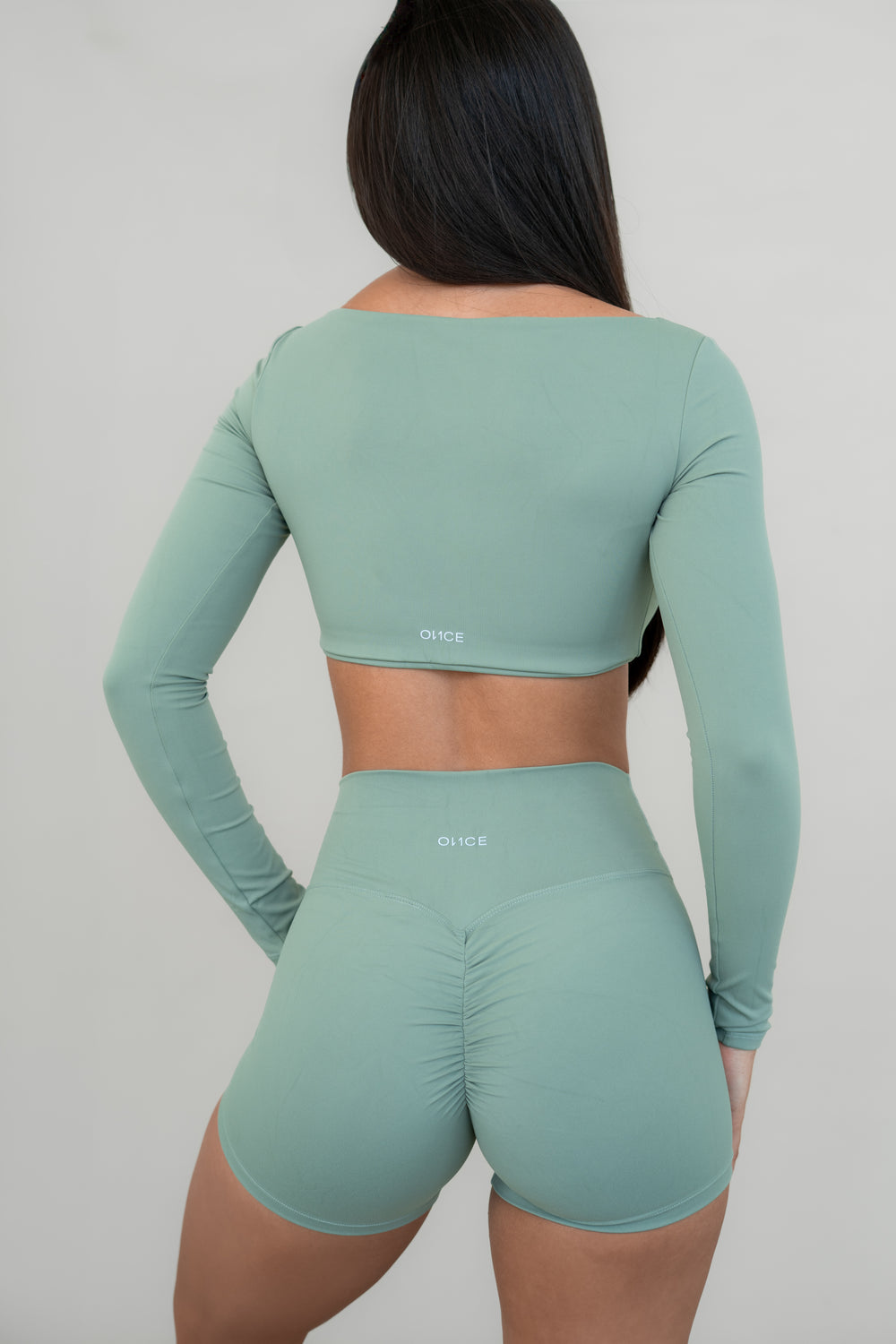 Elva Shorts 4" | Green