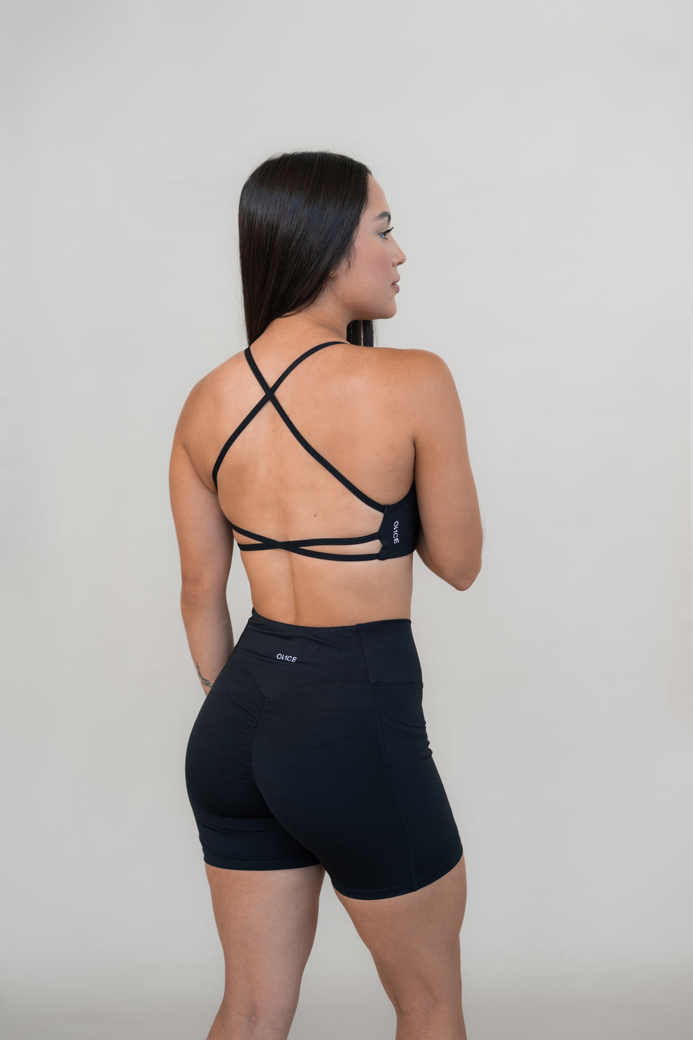 Mila Crop | Black