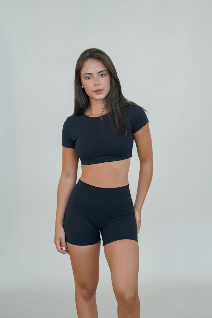 Luna Shorts 4" | Black