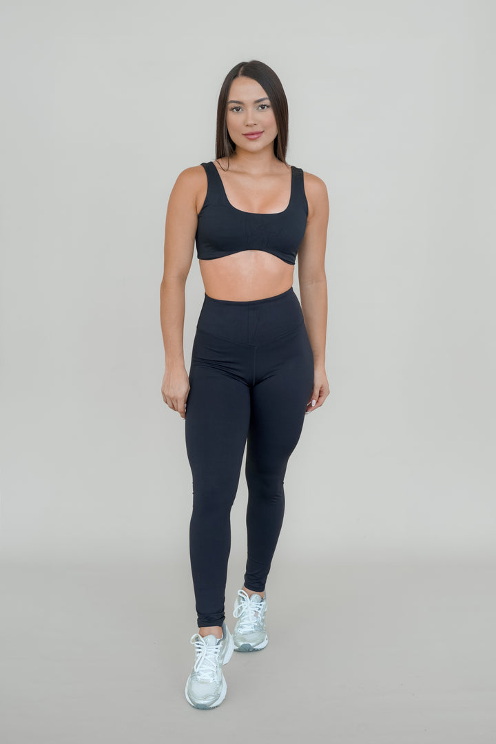 Zuri Crop | Black