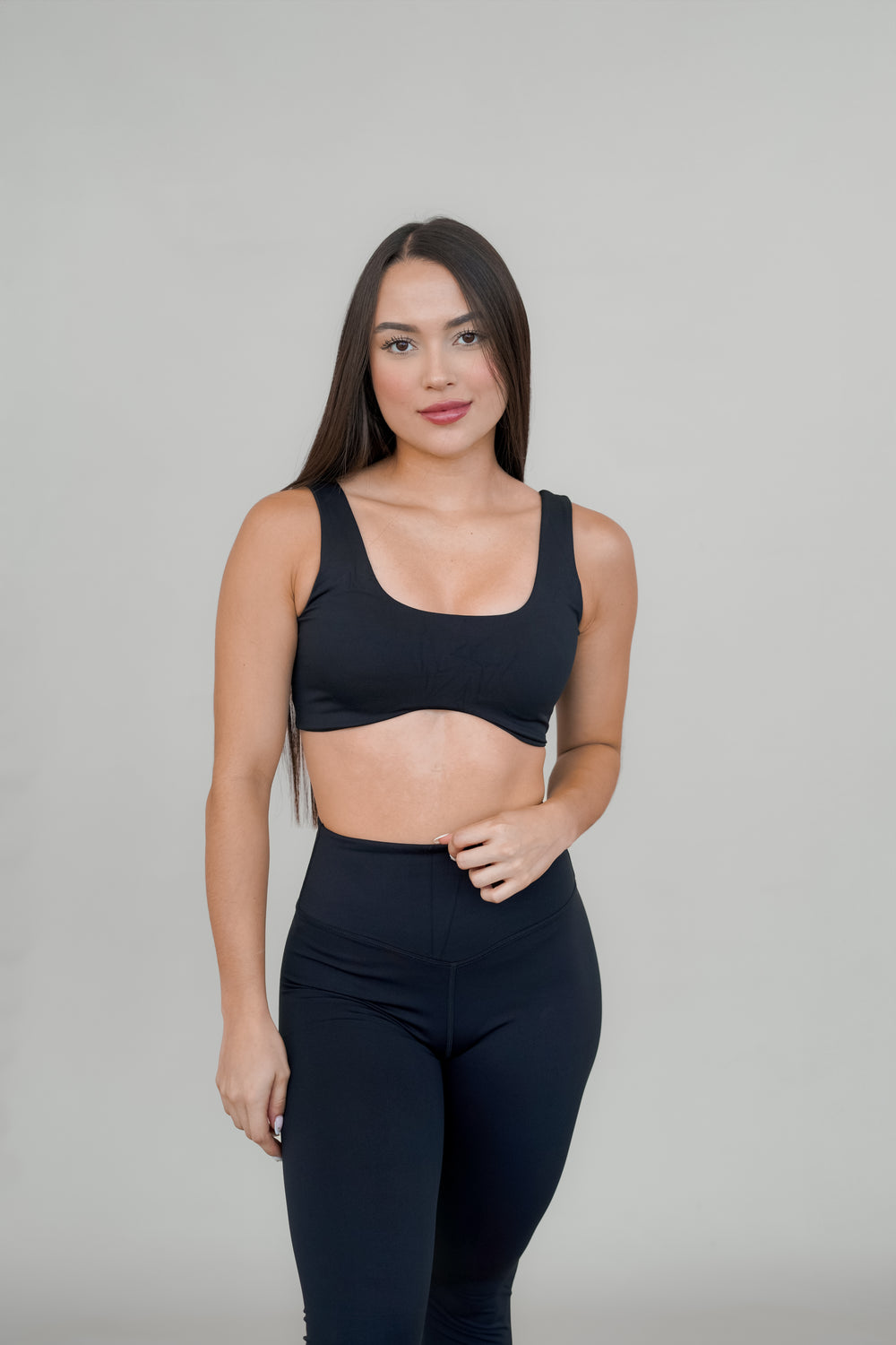 Zuri Crop | Black