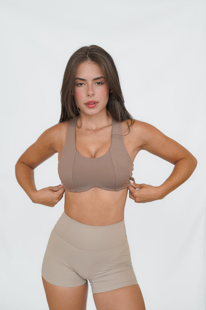 Nour Crop | Brown